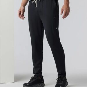Vuori Black Men’s Sunday Performance Track Pant 2.0 Size Small
